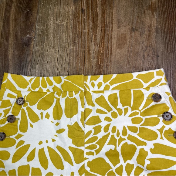 J. Crew Chartreuse Floral Mini Skirt Size 4 - Picture 4 of 8